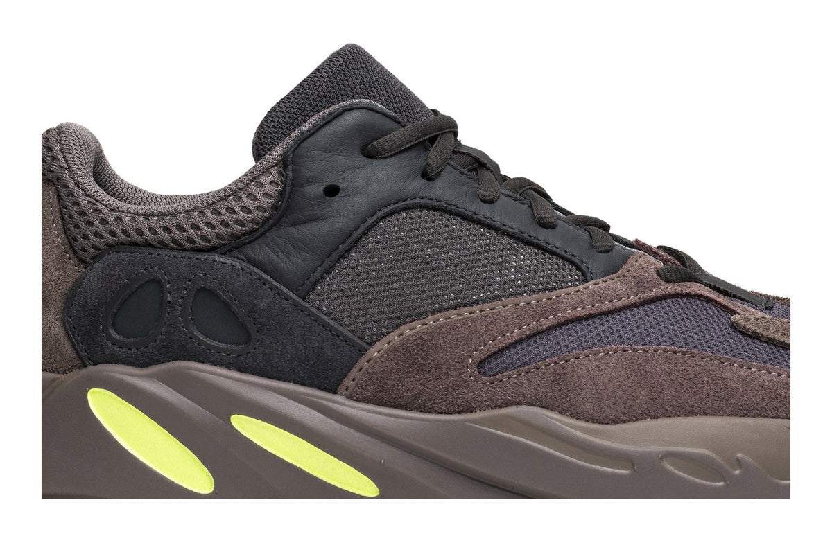 Adidas Yeezy 700 Mauve