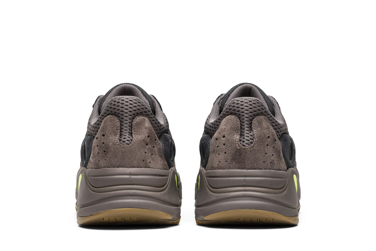 Adidas Yeezy 700 Mauve