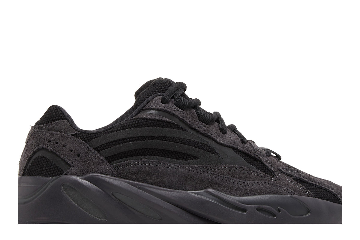 Adidas Yeezy 700 V2 Vanta