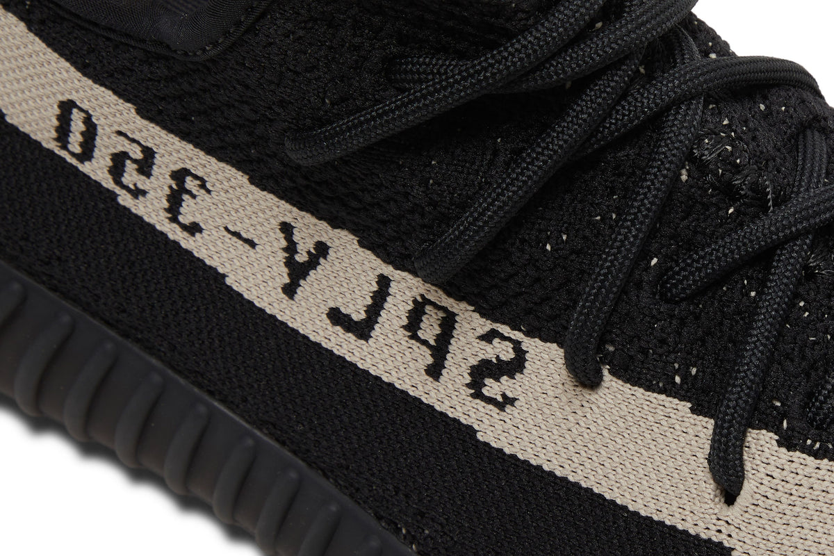 Adidas Yeezy Boost 350 V2 Core Black White (Oreo)