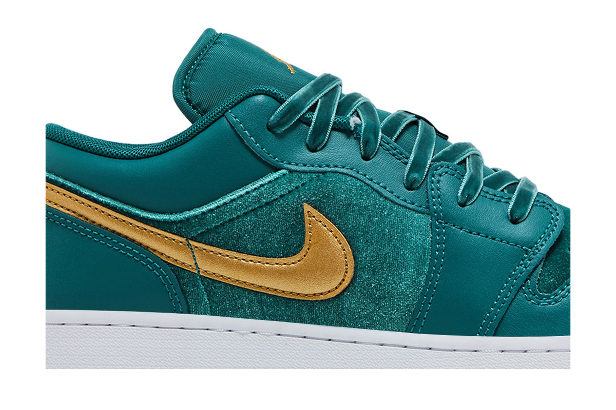 Air Jordan 1 Low Velvet Geode Teal
