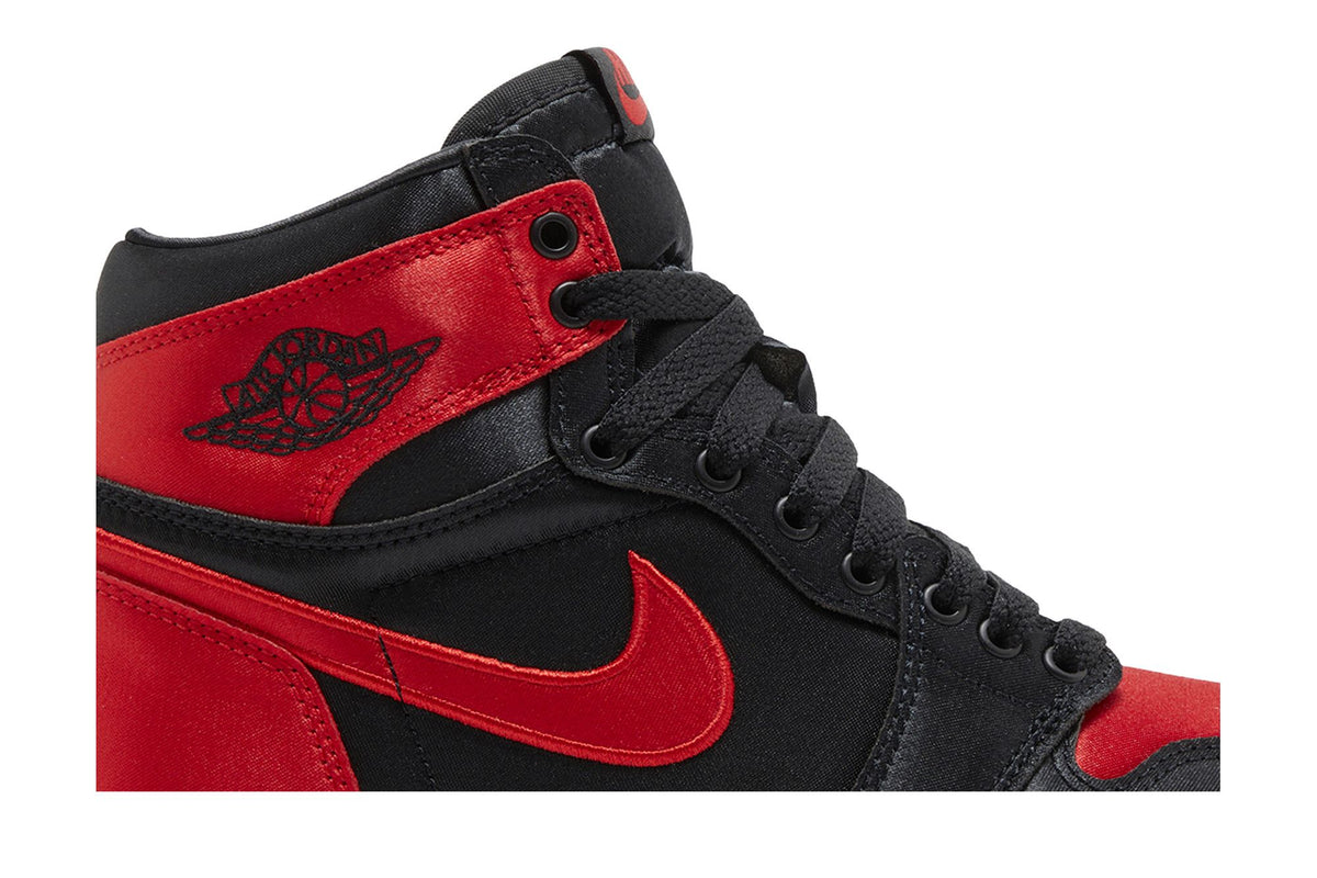 Air Jordan 1 Retro High OG Satin Bred