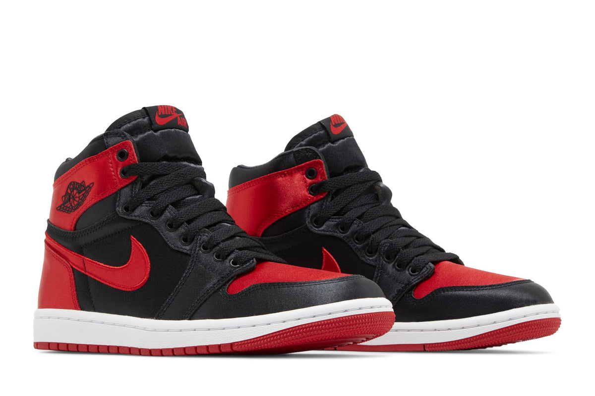 Air Jordan 1 Retro High OG Satin Bred
