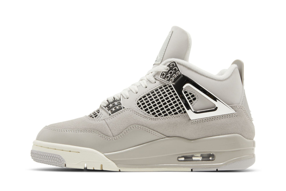 Air Jordan 4 Retro Frozen Moments