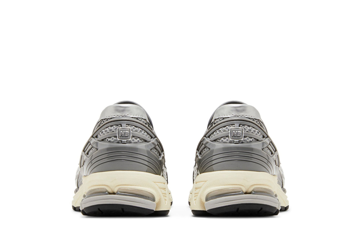 New Balance 1906L Metallic Silver