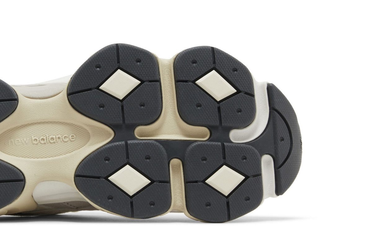 New Balance 9060 Moonrock Linen