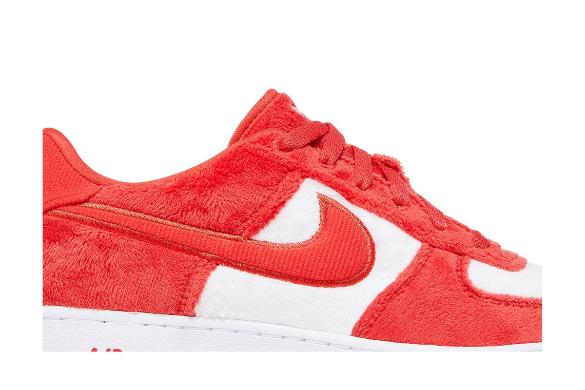 Nike Air Force 1 Low Valentine's Day Fleece
