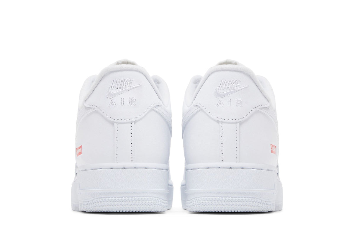 Nike Air Force 1 Low White Supreme