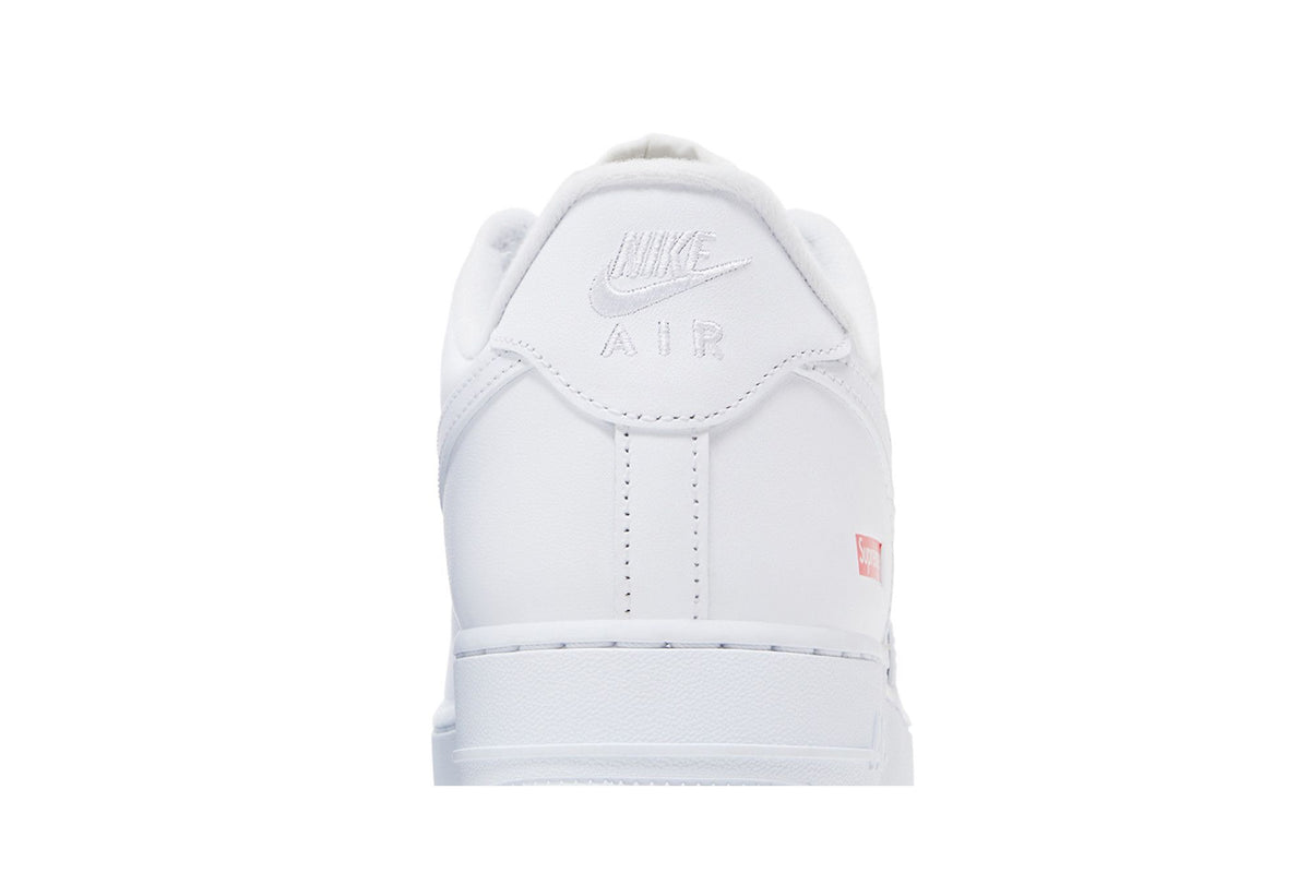Nike Air Force 1 Low White Supreme