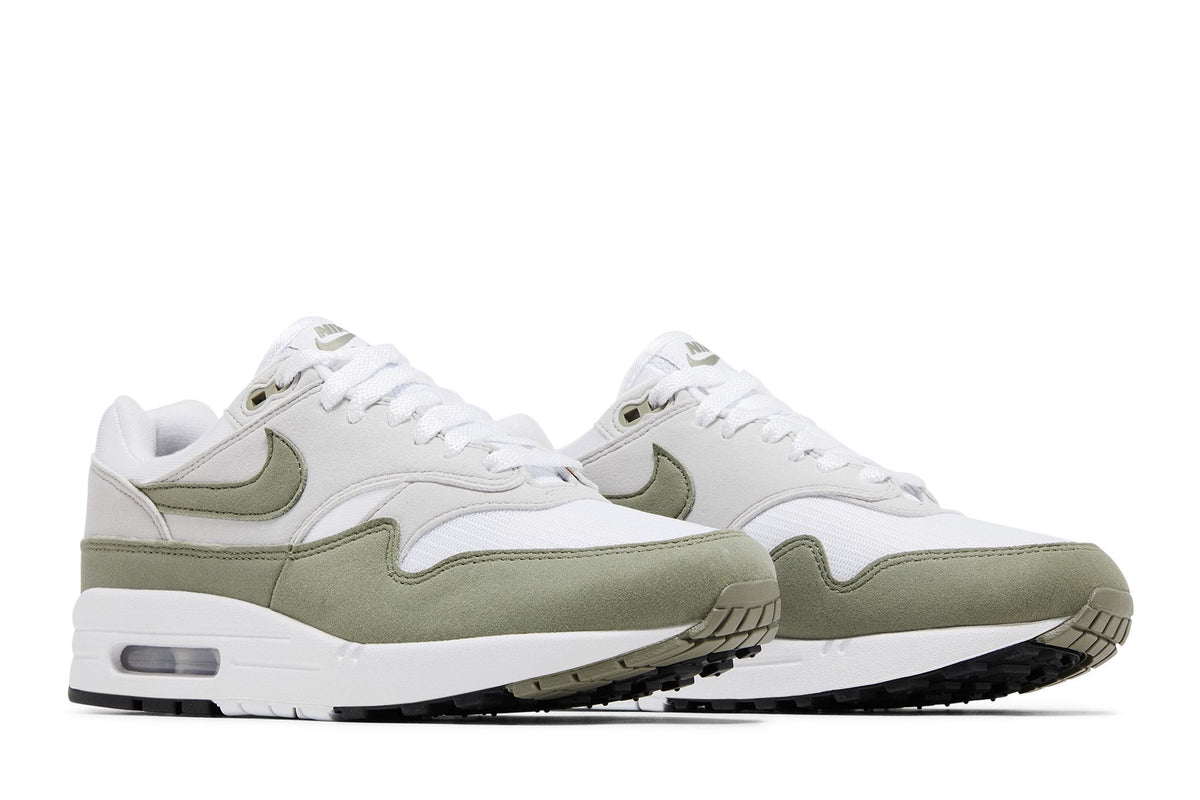 Nike Air Max 1 Light Army