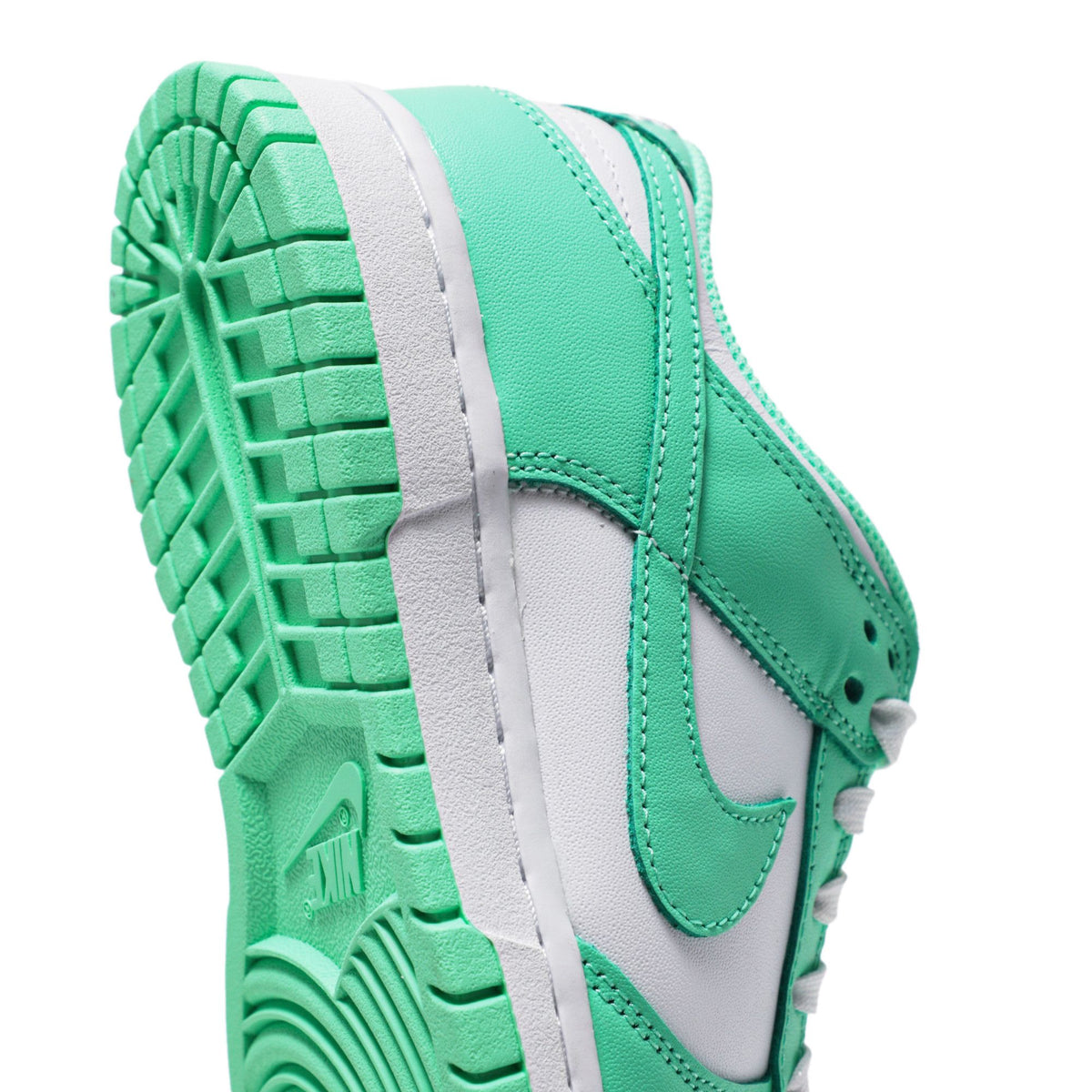 Nike Dunk Low Green Glow