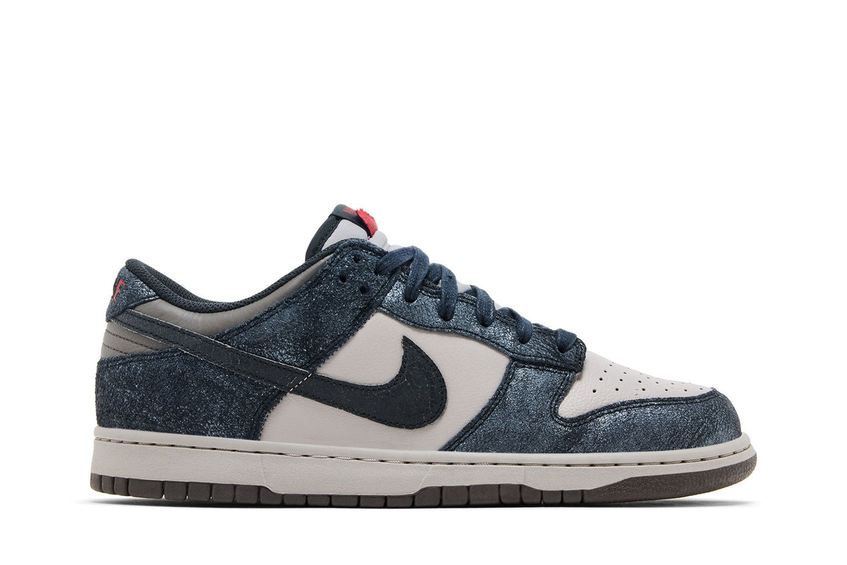 Nike Dunk Low Retro NYC CBGB