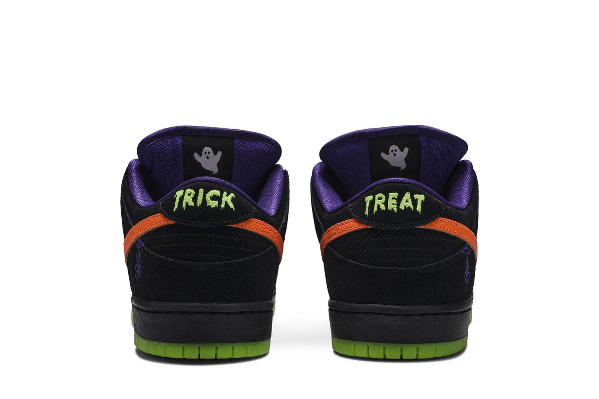 Nike SB Dunk Low "Night of Mischief"