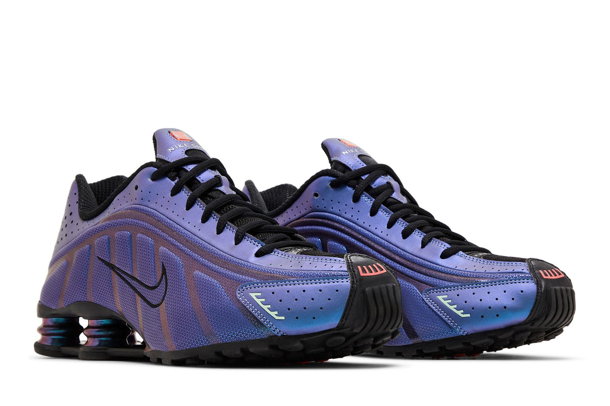 Nike Shox R4 Iridescent