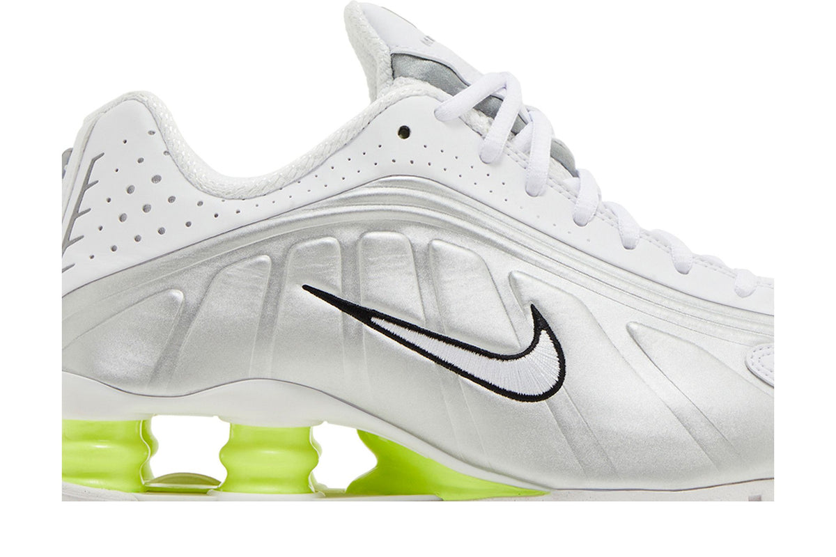 Nike Shox R4 White Metallic Silver Volt