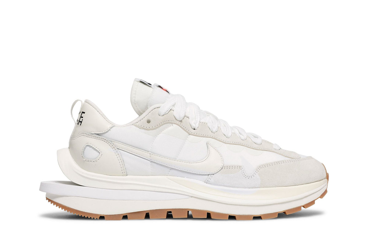 Nike Vaporwaffle Sacai Sail Gum