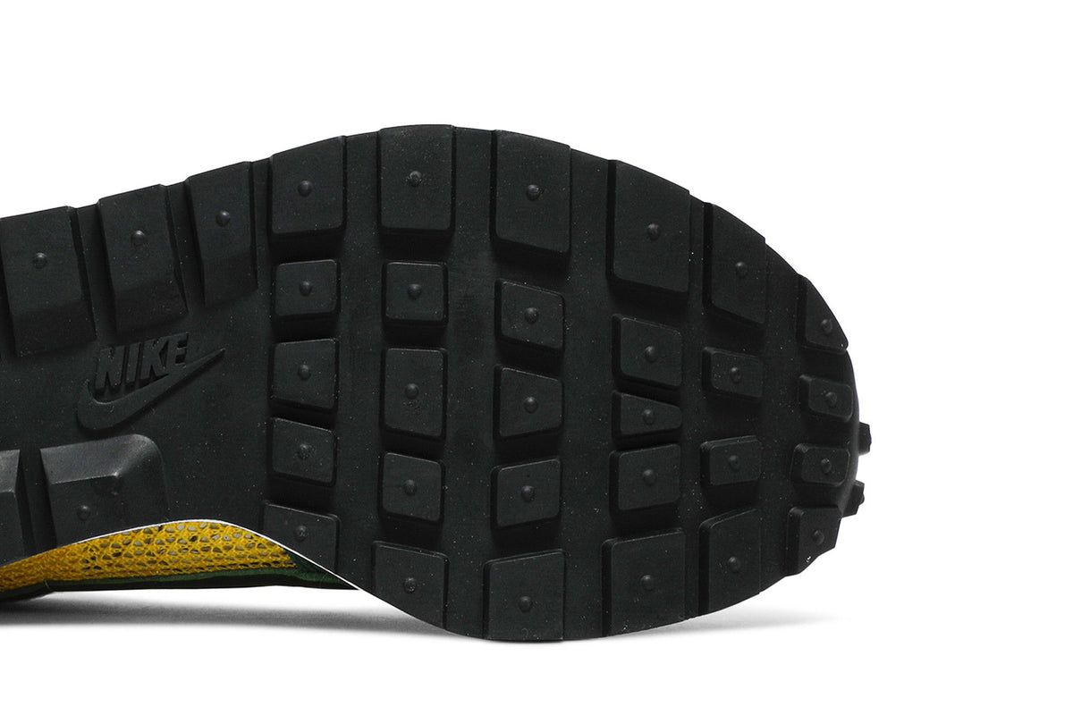 Nike Vaporwaffle Sacai Tour Yellow Stadium Green