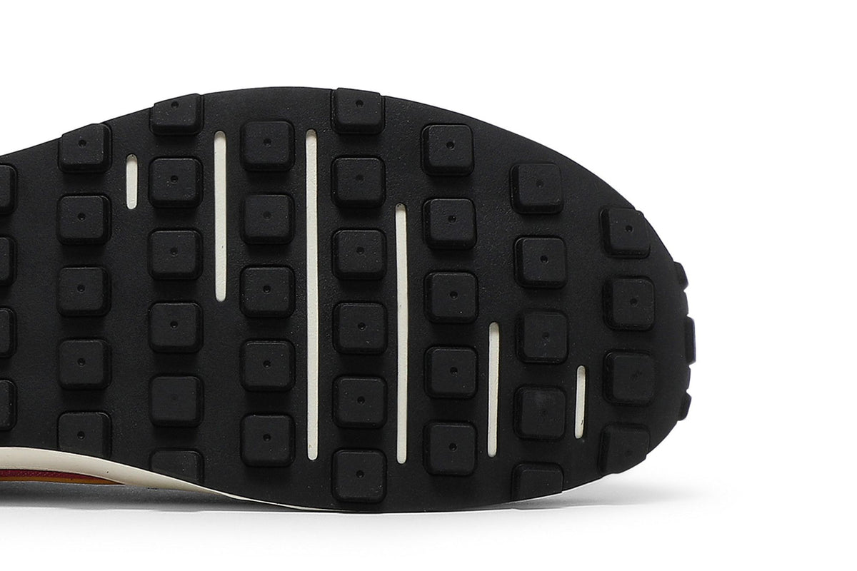 Nike Waffle One Active Fuchsia