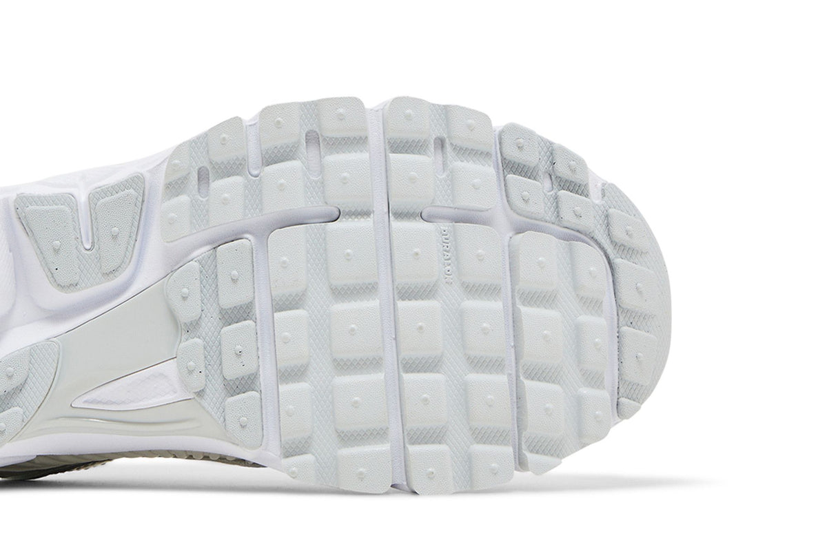 Nike Zoom Vomero 5 Chrome Toe