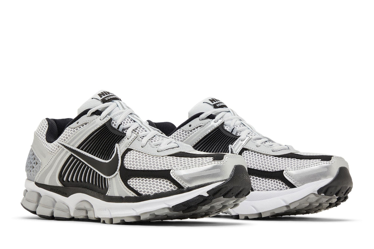 Nike Zoom Vomero 5 Metallic Silver Black