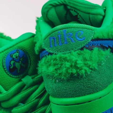 Nike SB Dunk Low Grateful Dead Bears Green - CJ5378-300
