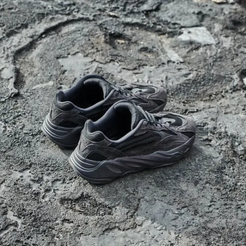 Adidas Yeezy 700 V2 Vanta - FU6684 / FU6695