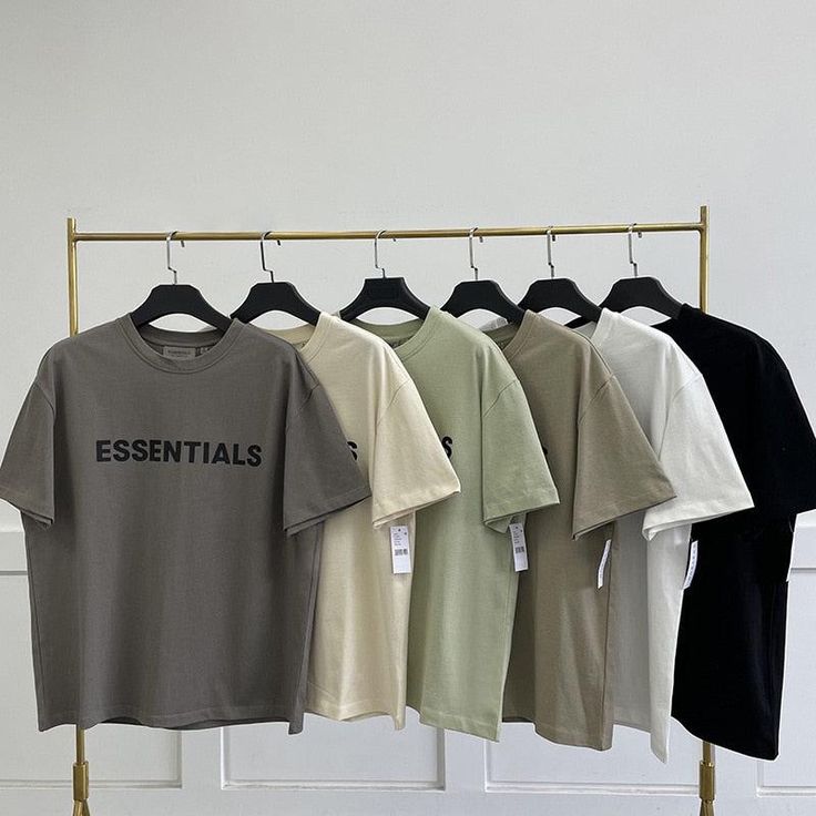Fear of God Essentials : Le Guide Complet (Vrai ou Faux, Tailles, Prix)