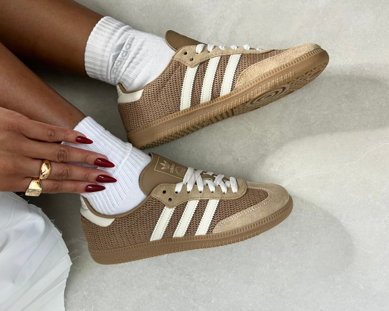 Adidas Samba : Pourquoi cette icône rétro est la sneaker incontournable de 2026 ?