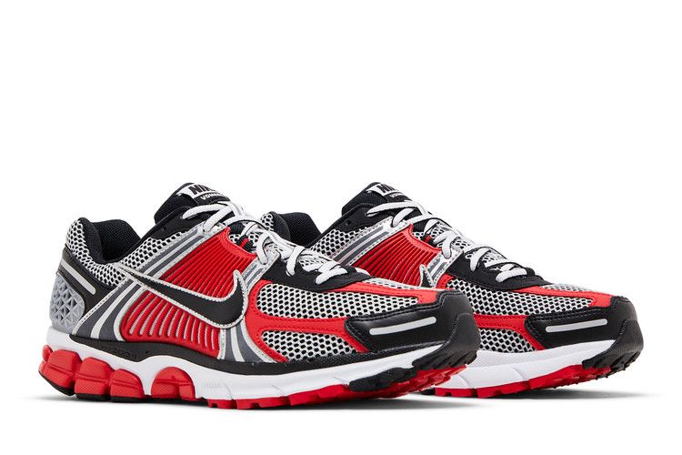 Nike Zoom Vomero 5 Metallic Silver University Red - HV0926-095