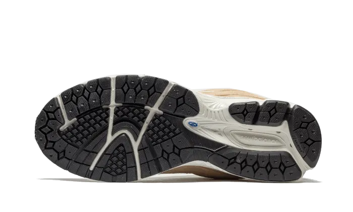 New Balance 2002R Incense Sepia Bone - M2002REF