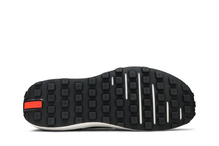 Nike Waffle One Black