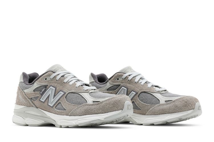 New Balance 990 v3 Levi's Elephant Skin - M990LV3