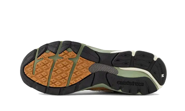 New Balance 990 V3 Made In USA Brown Olive - M990WG3