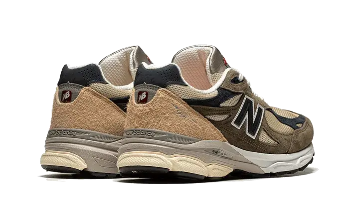 New Balance 990 v3 Made In USA Green Cream - M990TO3