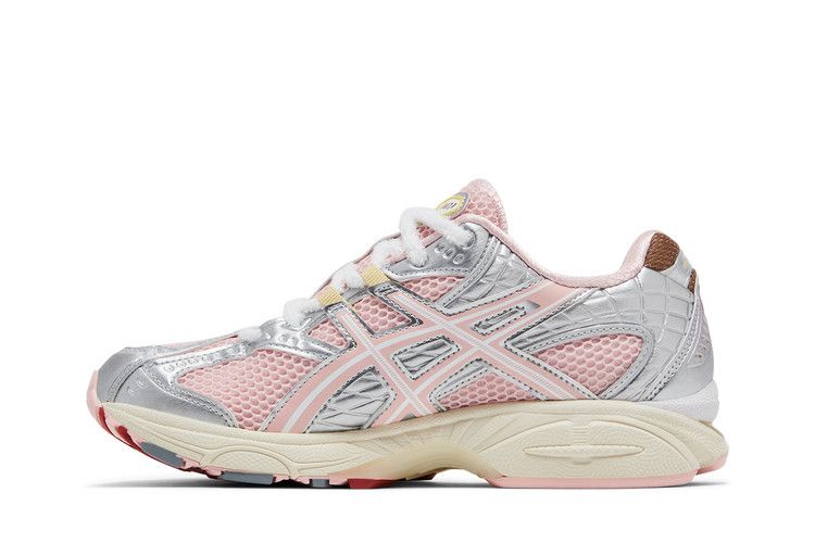 Asics Gel-Nimbus 10.1 Vandy The Pink x atmos Banana Split Strawberry