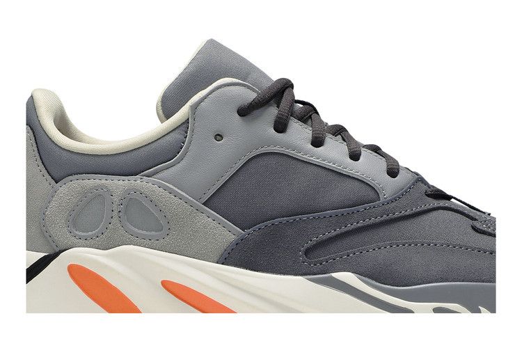 Adidas Yeezy 700 Magnet