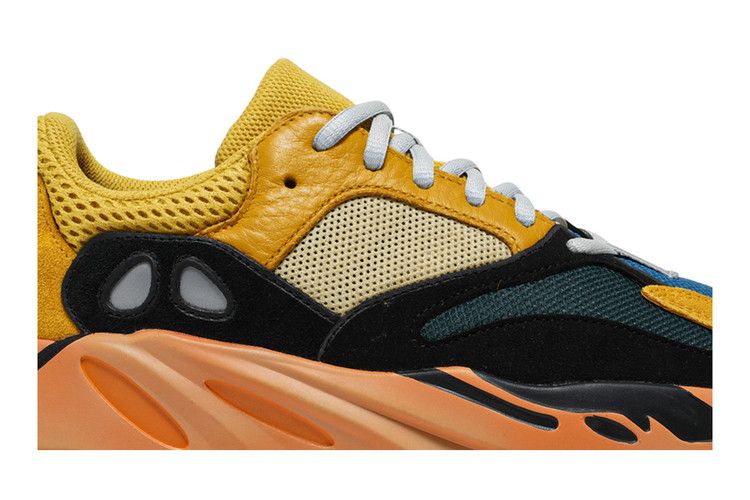 Adidas Yeezy 700 Sun