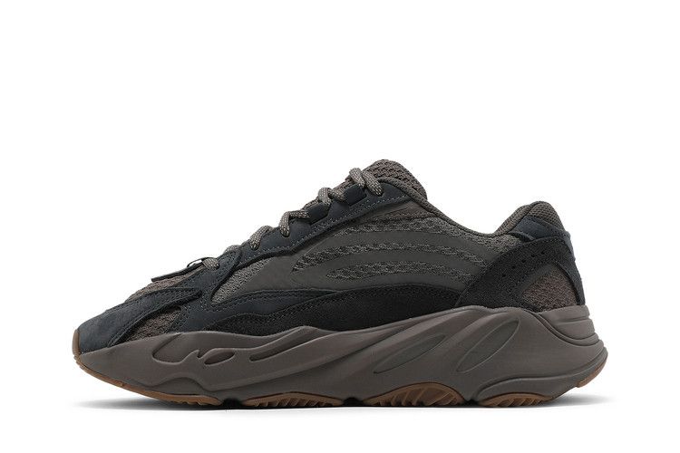 Adidas Yeezy 700 V2 Mauve