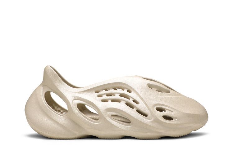 Adidas Yeezy Foam RNNR Sand