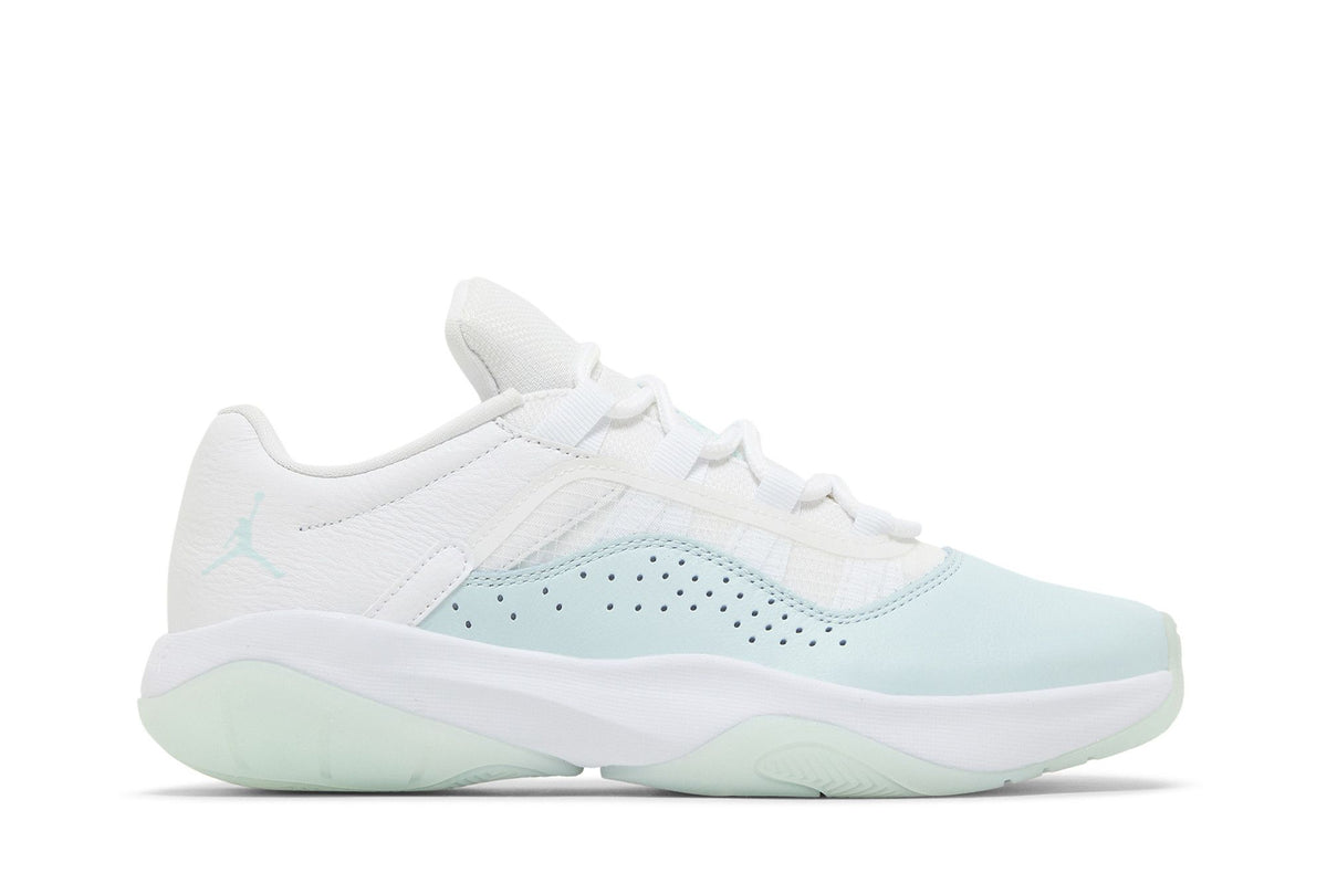 Air Jordan 11 CMFT Low Igloo