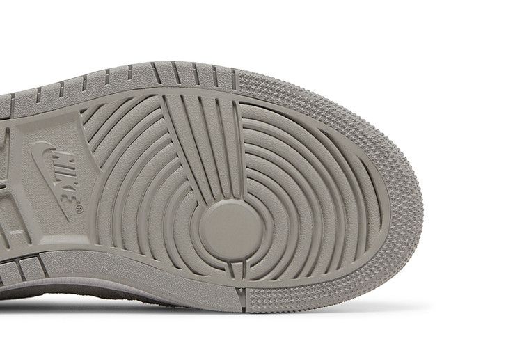 Air Jordan 1 High Zoom CMFT Medium Grey
