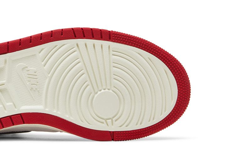 Air Jordan 1 High Zoom CMFT Patent Red