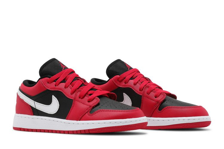Air Jordan 1 Low Black Very Berry