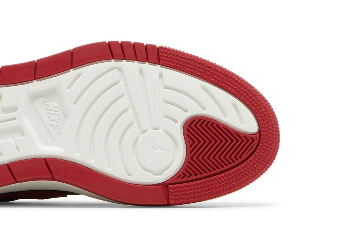 Air Jordan 1 Low Elevate Bred