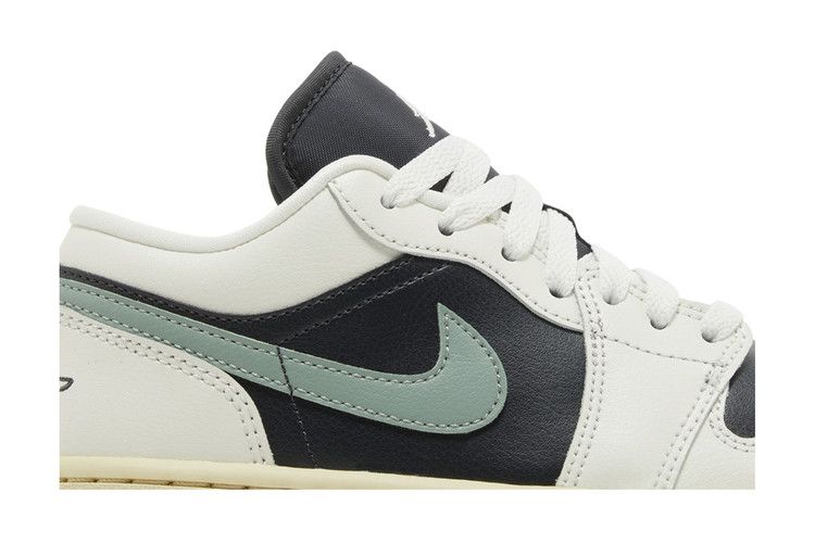 Air Jordan 1 Low Jade Smoke