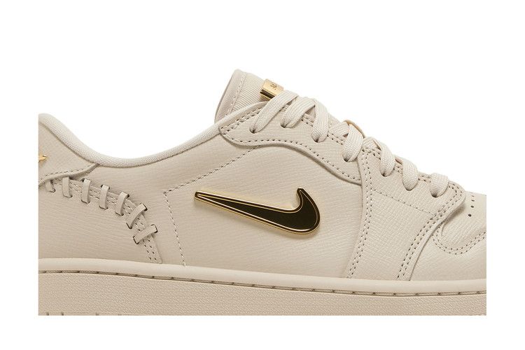 Air Jordan 1 Low Method of Make Legend Light Brown