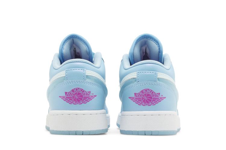 Air Jordan 1 Low SE Aquarius Blue