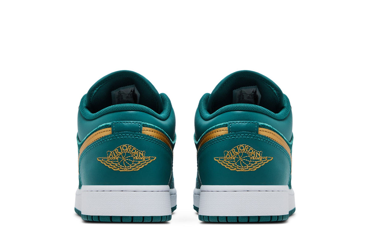 Air Jordan 1 Low Velvet Geode Teal