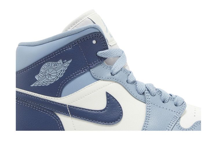 Air Jordan 1 Mid Blue