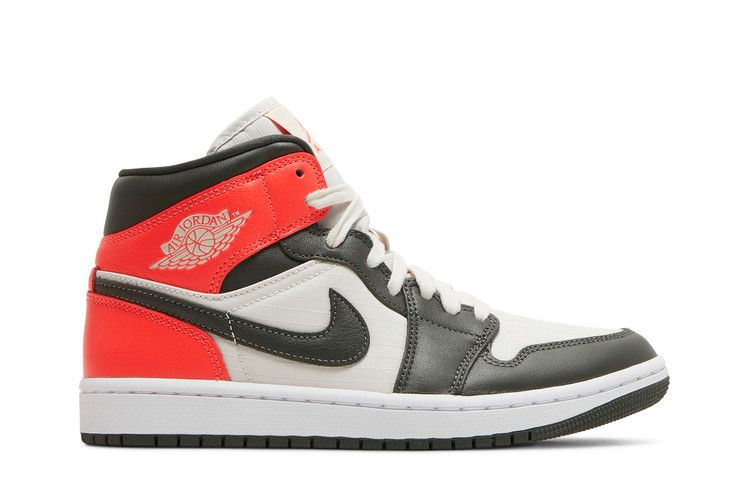 Air Jordan 1 Mid Light Orewood Brown